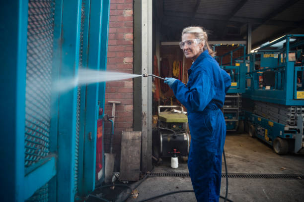 Pressure Washing Estimates in Bonadelle Ranchos, CA