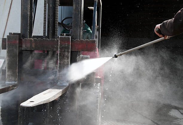 Best Roof Pressure Washing  in Bonadelle Ranchos, CA